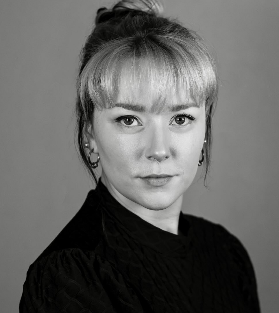 DanceTrishaHeadshot